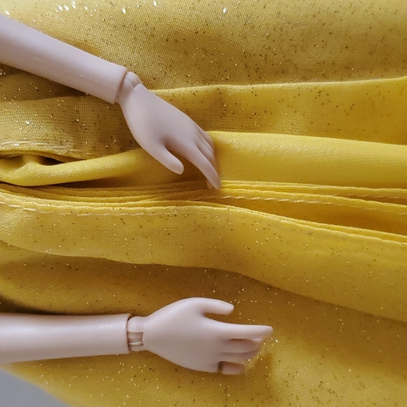 Disney's Belle Live Action Barbie Doll Disney Store Beauty and the Beast - Picture 5 of 16